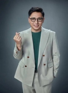 华少